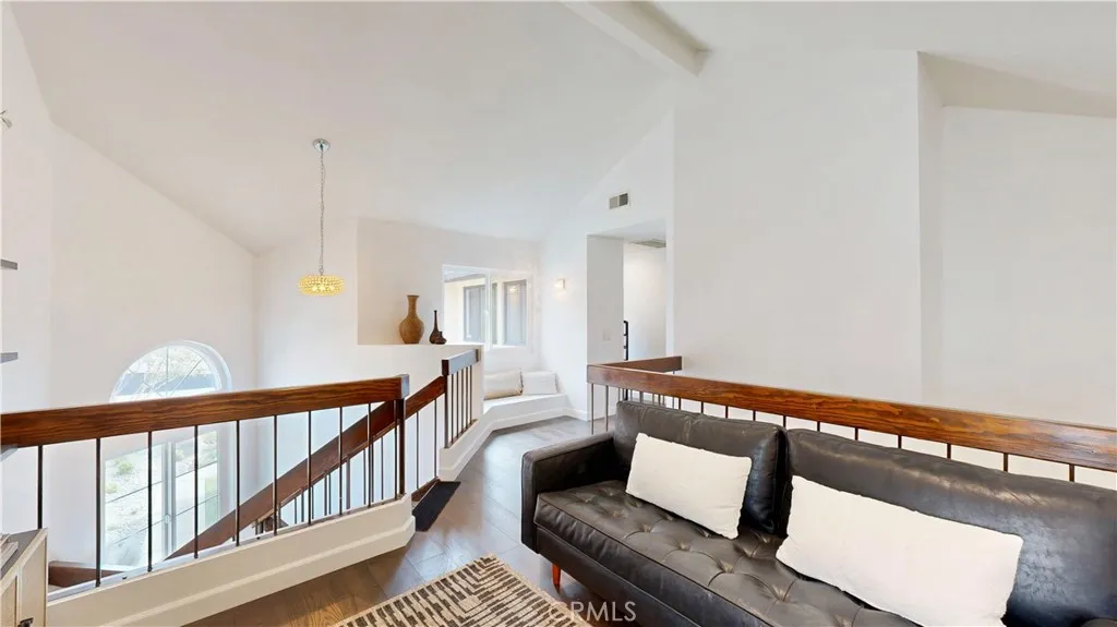 1421 Rust, Claremont, California 91711 home-pic-22